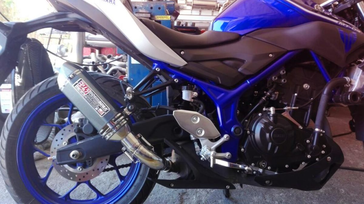 Instalaciones, Deportivo en Motocicleta Yamaha Sistemas de Escape de Auto Galeria Mofles Hermomex, Puerto Vallarta, Jalisco, Mexico